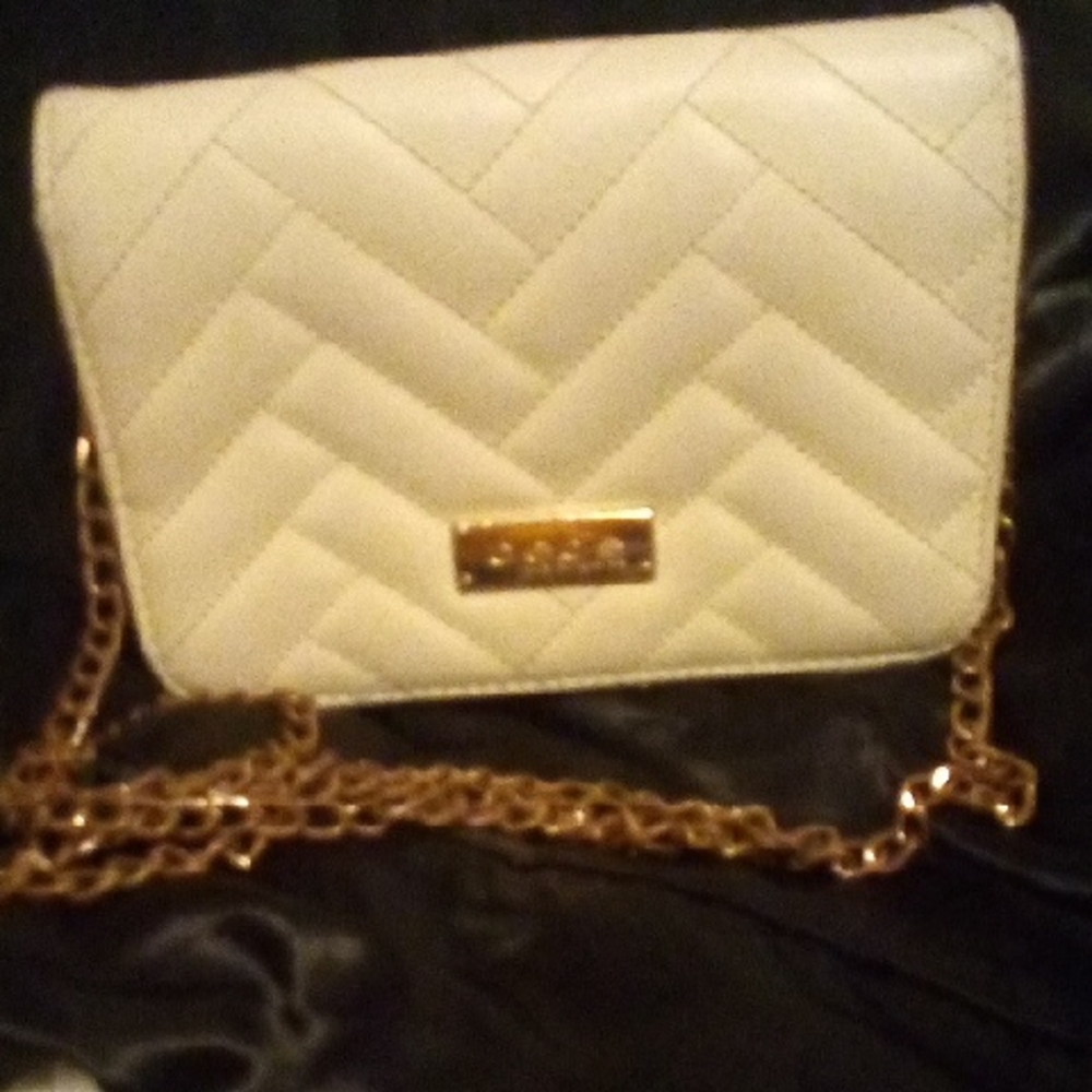 Elegant Beige Quilted Chain Bag